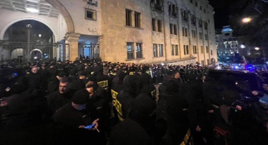 На акції у Тбілісі проти законопроекту про «іноагентів» затримали 66 осіб