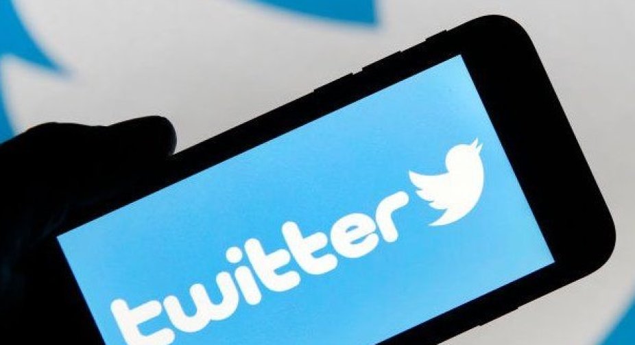 Anger as Twitter ordered to remove critical virus posts