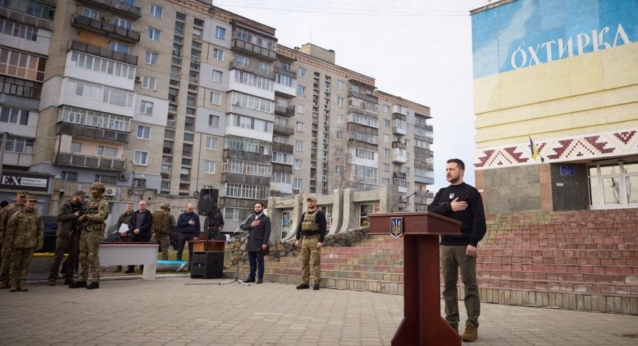 Zelenskyі came to Okhtyrka and presented the "Hero City" award