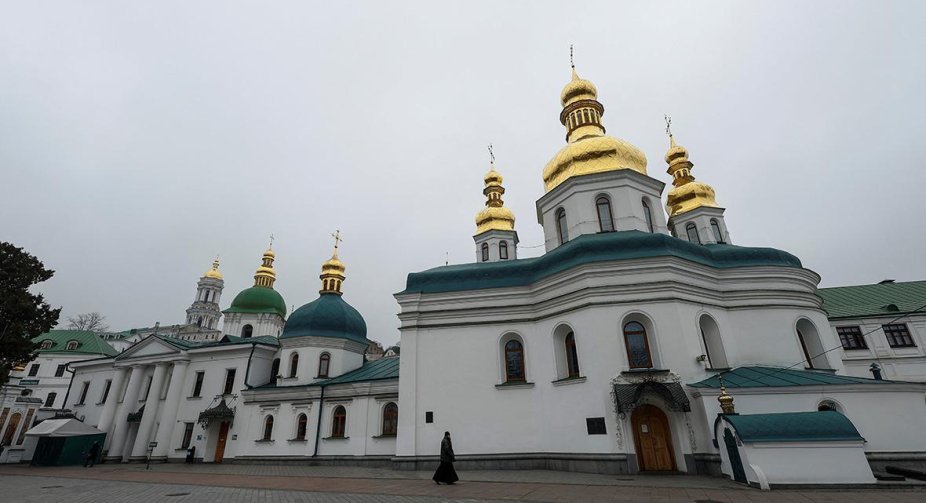 Суд розпочав провадження у справі за позовом Києво-Печерської Лаври