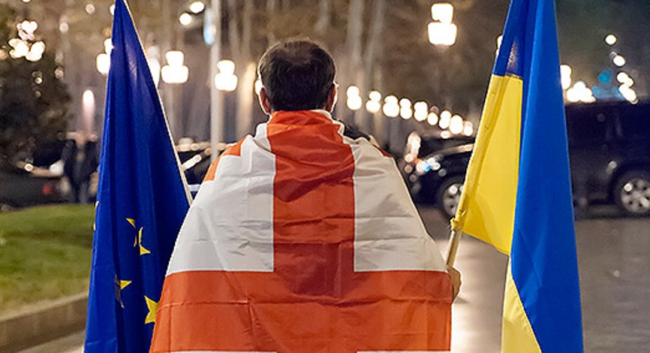 У Грузії опозиція провела мітинг за євроінтеграцію та відставку уряду