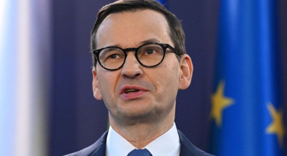 Прем'єр Польщі проведе переговори з американськими виробниками зброї