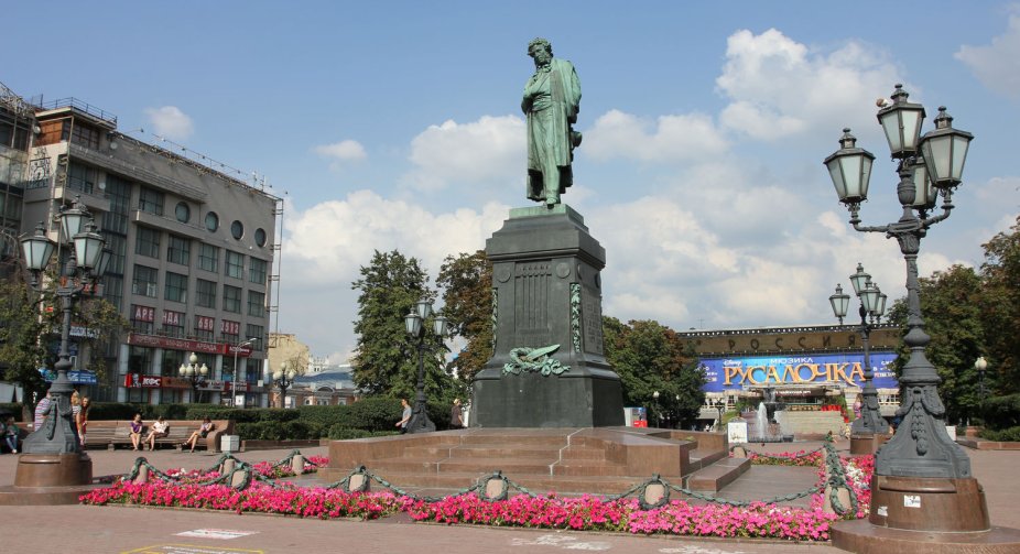 В Україні за рік знесли 145 пам'яток: майже кожен п'ятий – Пушкіну