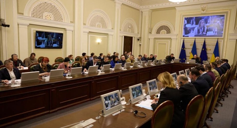 Deputies of the Council and the European Parliament held a joint meeting for the first time