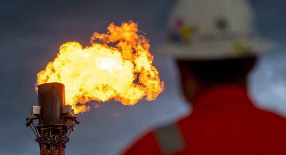 Надлишок природного газу у світі веде до падіння цін, - Bloomberg