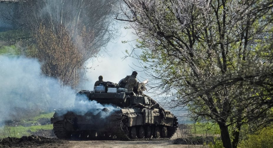 the Russians move to strategic defense