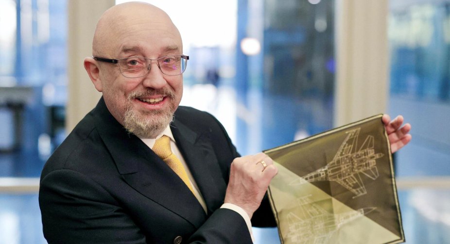 Резников про переговори у 2022 році: Думаю, вперше гелікоптери НАТО сідали в Білорусі