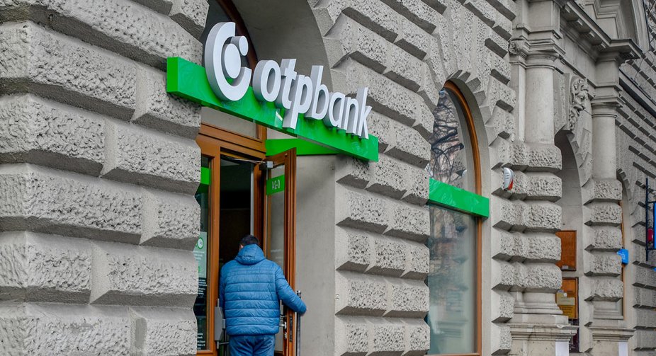 Budapest will block EU military aid to Ukraine, while OTP Bank is on the list of war sponsors