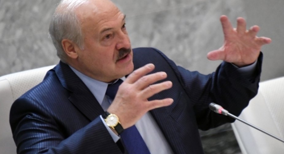 Лукашенко звинуватив у підриві Каховської ГЕС Україну