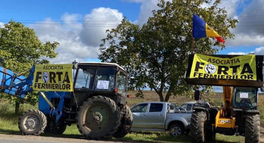 Farmers' protests continue in Moldova: one of the customs posts was blocked