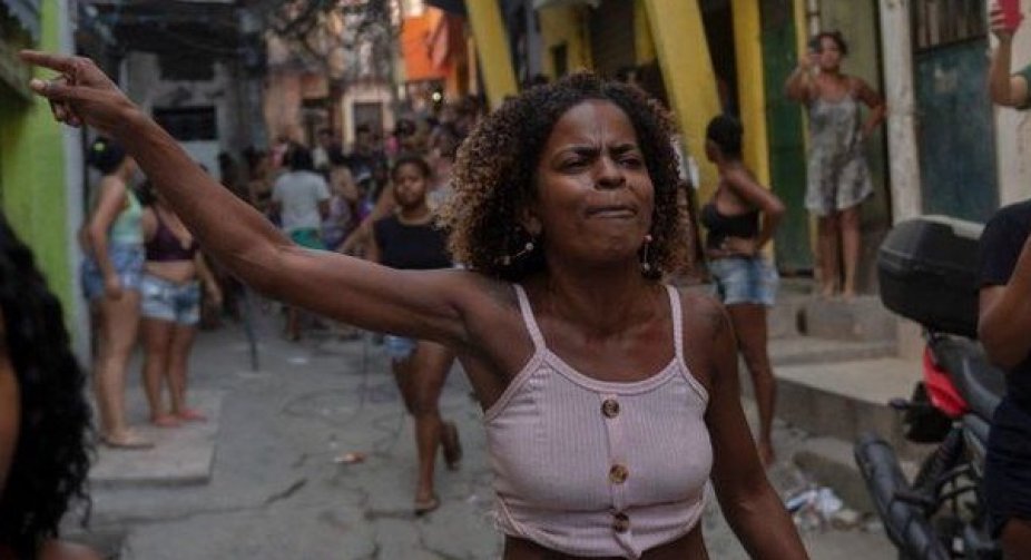 Rio police accused by residents of abuses in raid