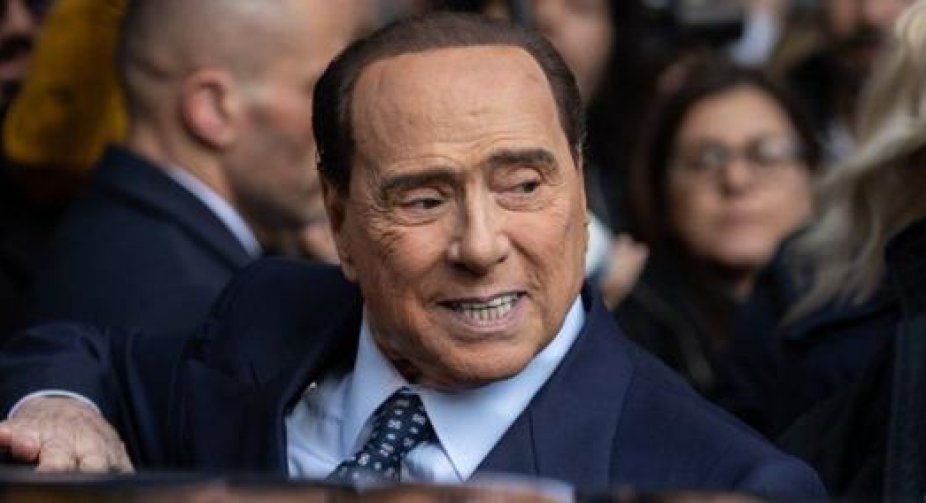Silvio Berlusconi died - mass media