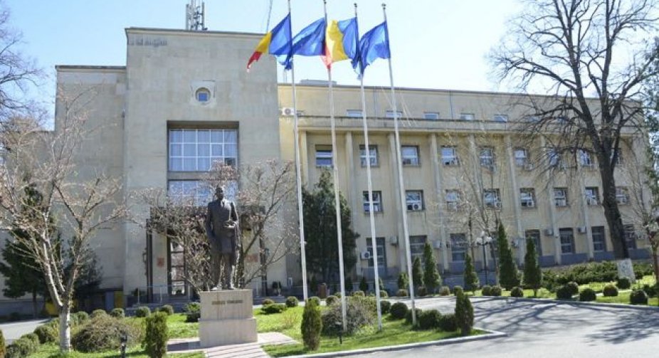 Румунію залишили 40 співробітників посольства РФ