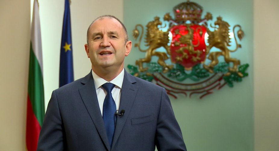 Президент Болгарії звинуватив Україну у намаганні затягнути війну