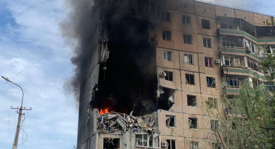 Обстріл Кривого Рогу: кількість жертв та поранених зросла вдвічі, під завалами 5-7 людей