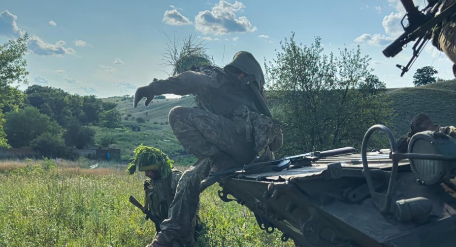 Ukrainian forces are intensifying on the eastern bank of the Dnipro River - British intelligence