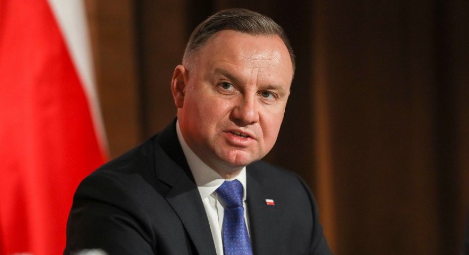 Польща наполягає на ексгумації жертв Волинської трагедії, - Дуда