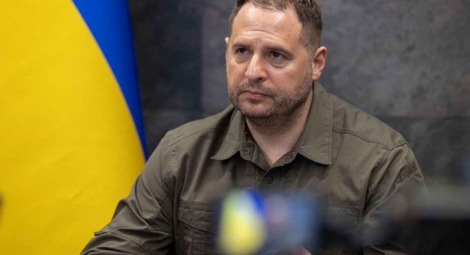 Російські ракети, які атакували Україну, містять іноземні мікросхеми, - Єрмак