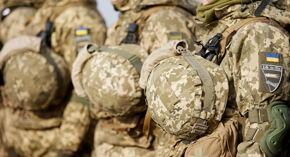 Законопроєкт: депутати і чиновники можуть вирушити на фронт