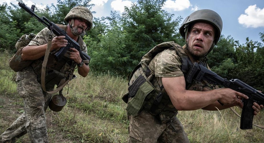 Росія змінює тактику: підпалювання мінних полів у відповідь на контрнаступ ЗСУ