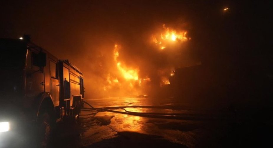 Наслідки нічної атаки: ДСНС показала фотографії обстріляної припортової інфраструктури на Одещині