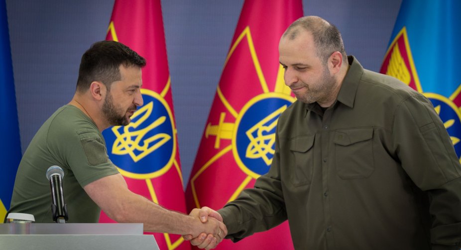 Зеленський представив нового міністра оборони військовому командуванню