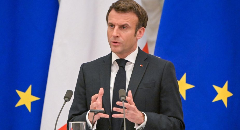 Макрон: На Олімпійських іграх у Парижі не буде російського прапора