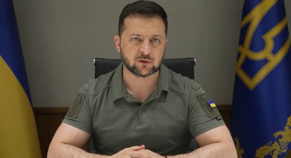 Зеленський вимагає переглянути систему професійних свят в Україні через недопустимі змішування