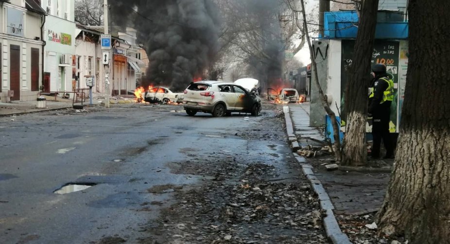 Ранковий удар окупантів по центру Херсона: наслідки