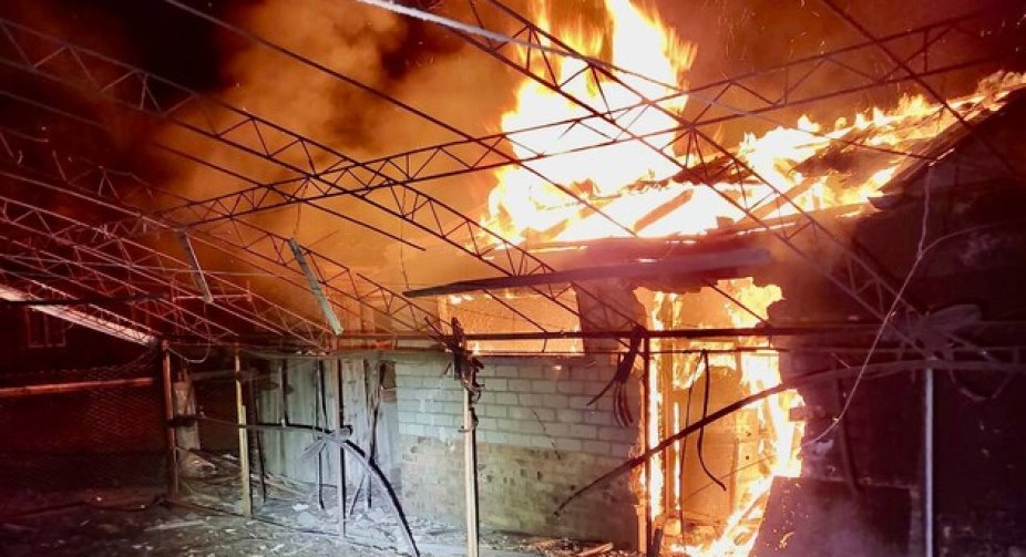 Nikopol is under fire: Russian troops attack the city with artillery and Grad systems