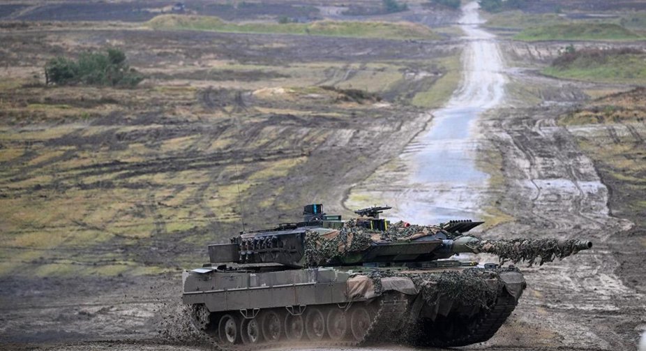Spain continues to supply military aid to Ukraine: armored personnel carriers and missiles