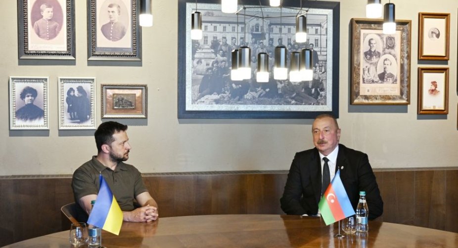 Зеленський та Алієв провели телефонні переговори та обговорили питання співпраці