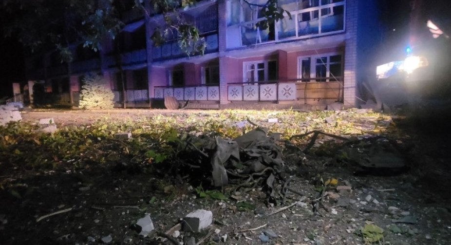Ракетний удар Росії по Одеській області: попадання в пансіонат та порт