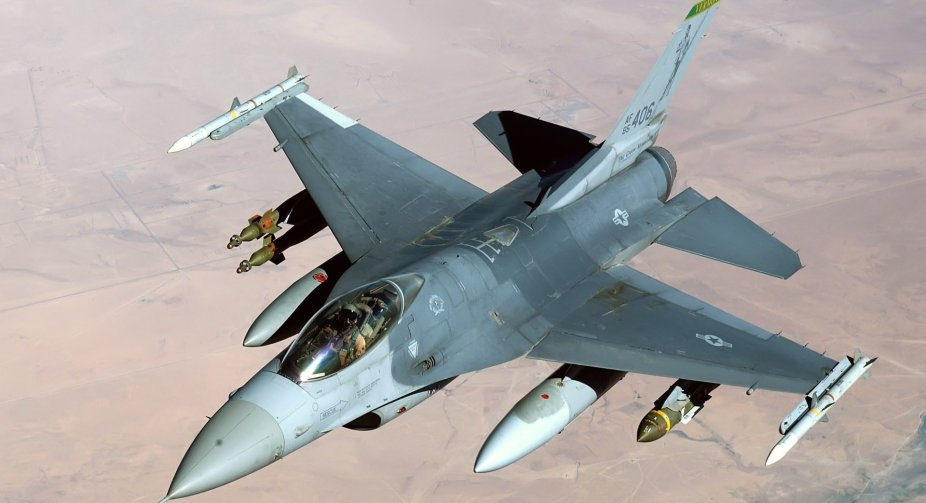 Україна отримає від Болгарії навчання українських пілотів F-16 англійською мовою