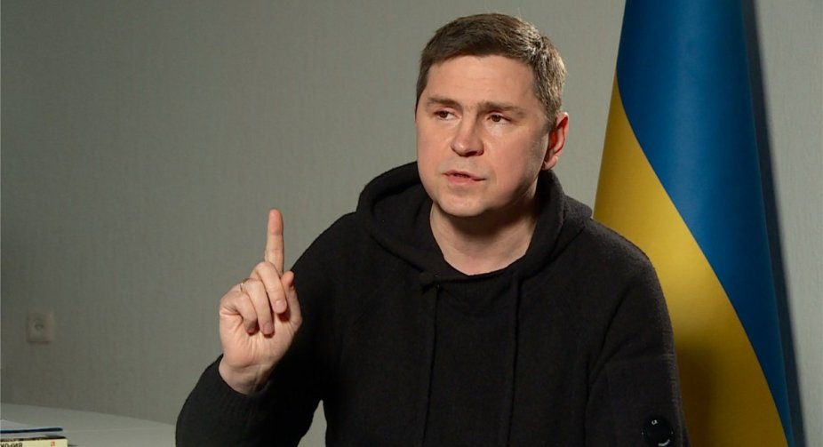 Подоляк: У росіян більше немає безпечних зон в Україні