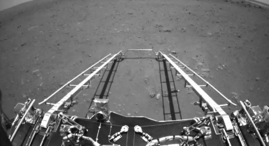 China on Mars: Zhurong rover returns first pictures
