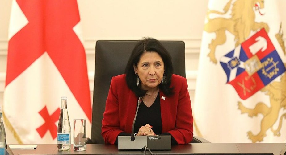 Санкції для Зурабішвілі: грузинська партія розповіла про нові правила щодо президентських обрядів