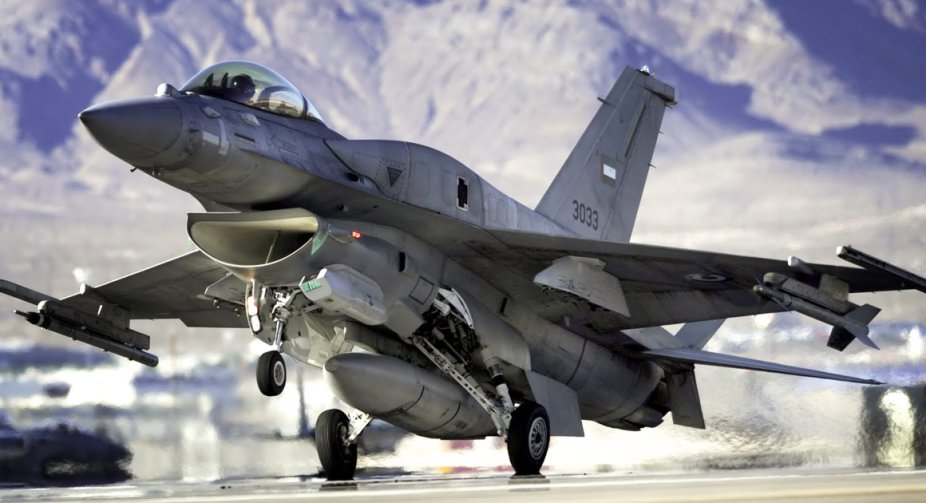 Українські пілоти розпочали навчання на винищувачах F-16 в США