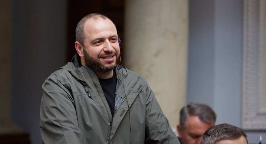Умєров обговорив ситуацію на фронті з Ллойдом Остіном під час телефонної розмови