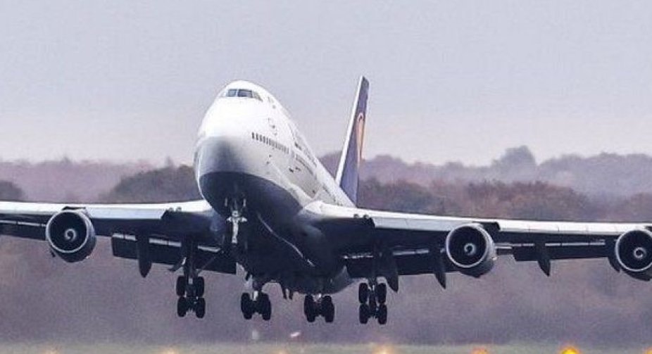 Climate change: EU official backs German Greens on curbing flights