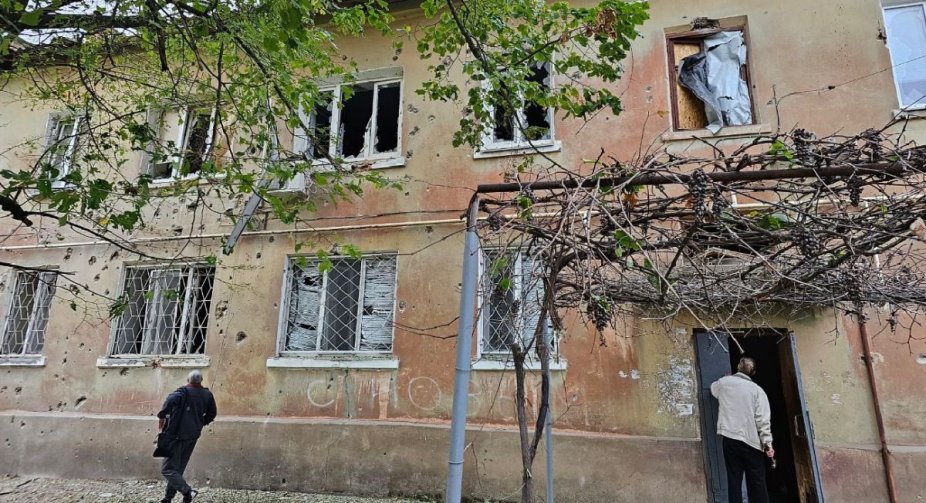 Russians shelled the center of Kherson: there are wounded