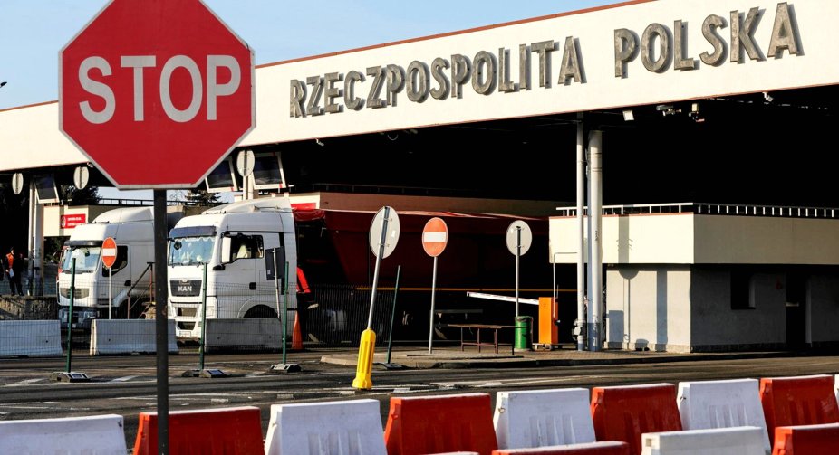Заблокування польськими перевізниками кордону піддає сумніву існування "коридорів солідарності", - Зварич