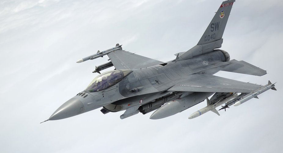 Перші F-16 для України: Нідерланди доставили винищувачі до Румунії (ОНОВЛЕНО)