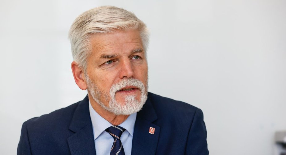Президент Чехії: Україна не отримує військову перевагу, час грає на користь РФ