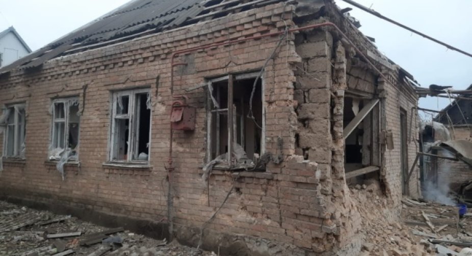 Російські війська обстріляли Нікополь - загинула жінка