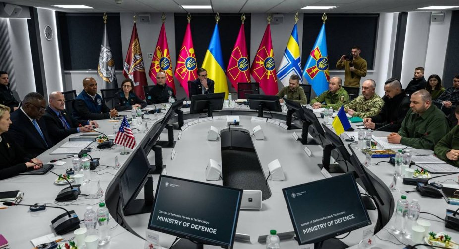 Умеров: Візит Ллойда Остіна спростовує чутки про "втому США від України"