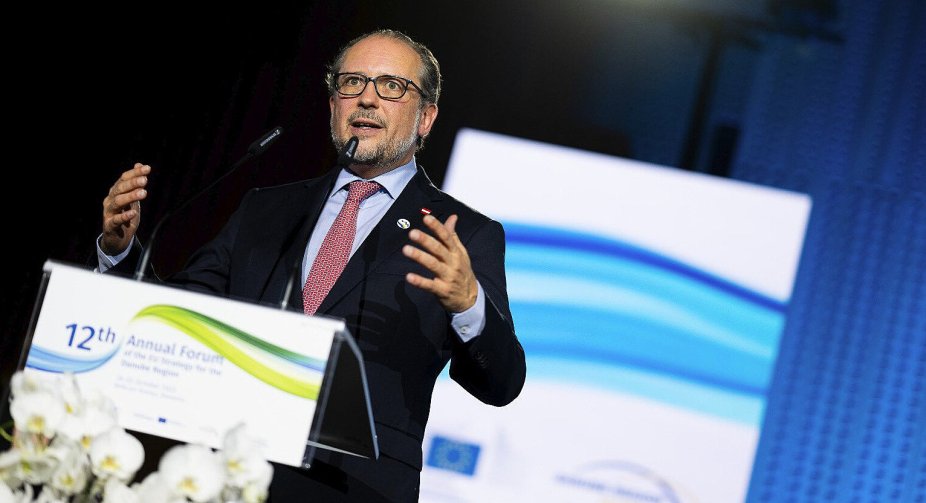 Austria urges not to give priority to Ukraine over the Western Balkans in EU accession