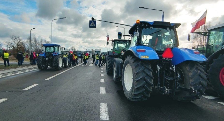 Польські сільськогосподарські робітники підтвердили свою визначеність блокувати кордон з Україною до початку січня