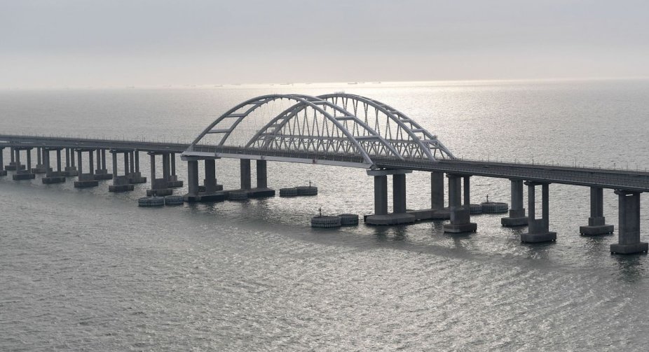 Russia is considering building an underwater tunnel to Crimea and is in talks with China - WP