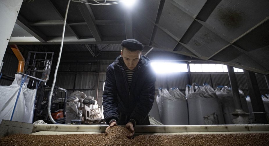 Slovakia extends ban on imports of agricultural products from Ukraine